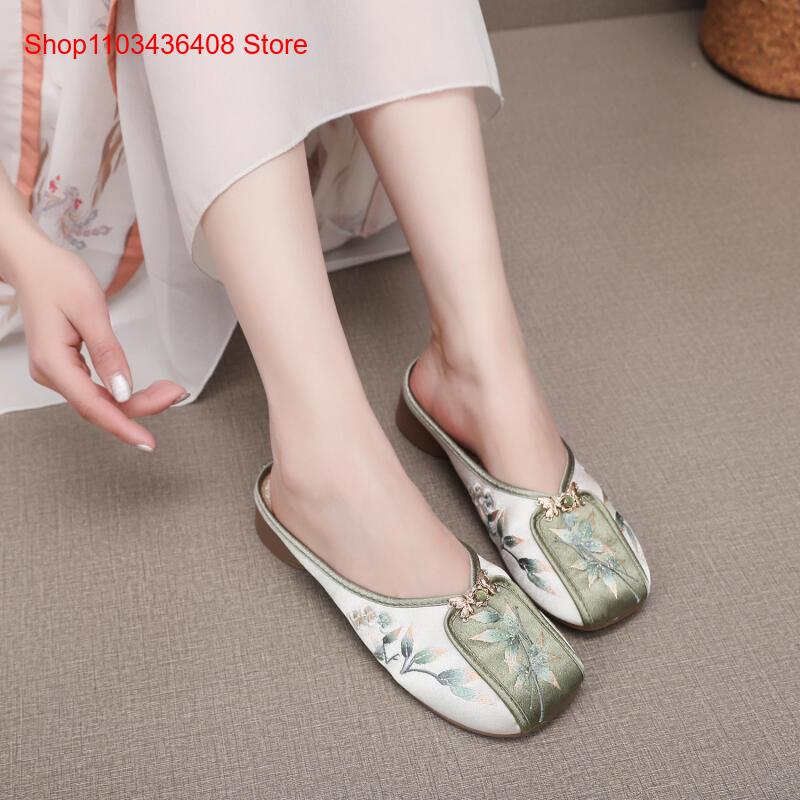 Novos Chinelos Bordados para C - Ethnic Fashion Style avaliação e preço