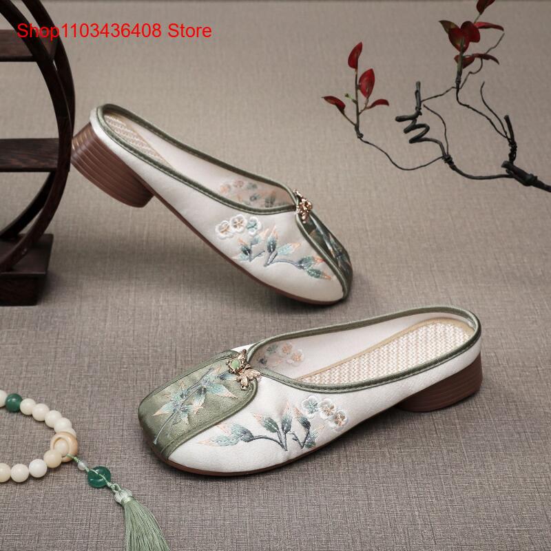 Novos Chinelos Bordados para C - Ethnic Fashion Style avaliação e preço
